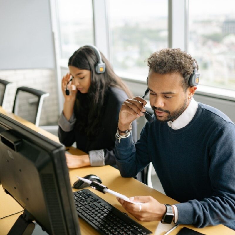 How do you write a cold call script